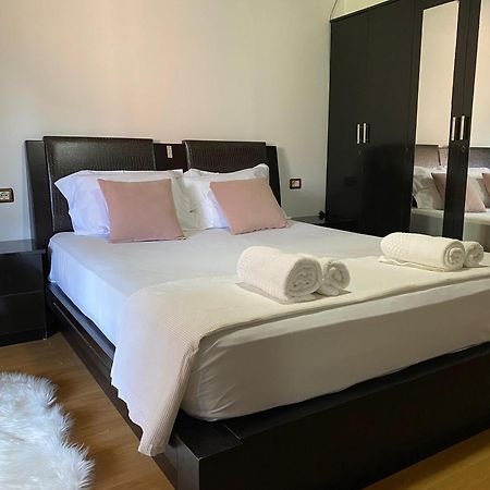 Bertis Guest House Gjirokastër Dış mekan fotoğraf